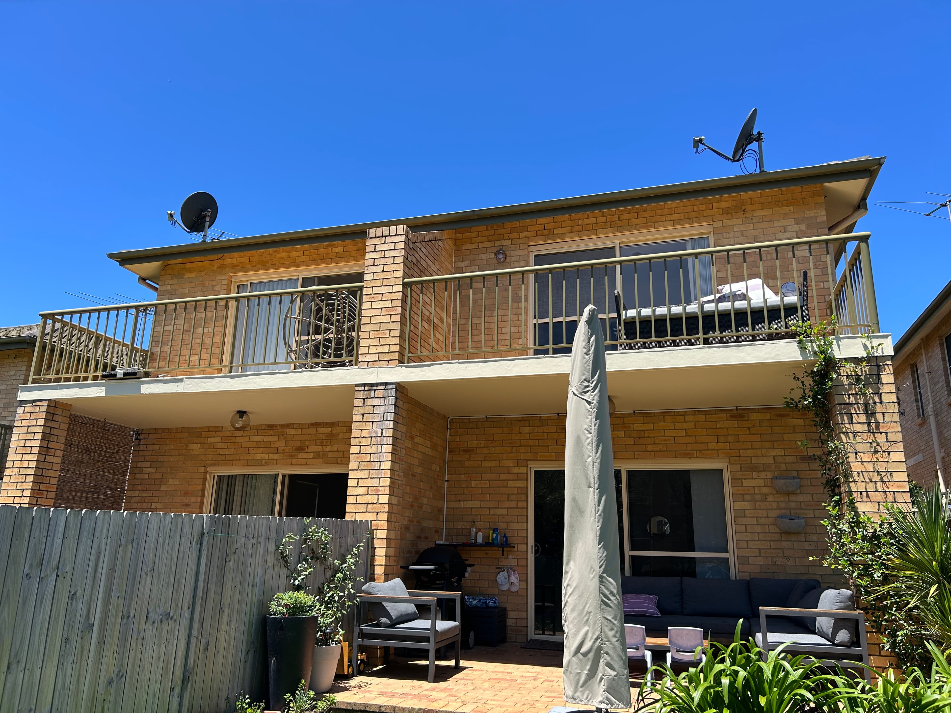 Dee Why Monash Parade strata balcony exterior after painting work by F&S Painting